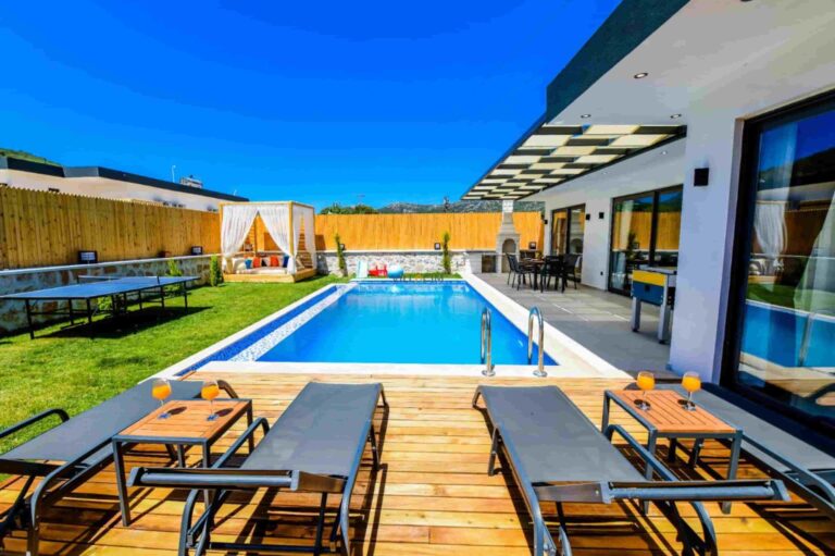 Mavi Göl Villa ile Benzersiz Bir Tatil Deneyimi