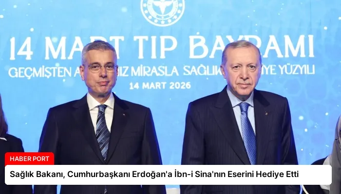 Sağlık Bakanı, Cumhurbaşkanı Erdoğan’a İbn-i Sina’nın Eserini Hediye Etti